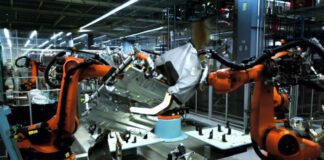 Mercedes-Benz: Κατασκευή εργοστασίου ανακατασκευής στη Σανγκάη Mercedes-Benz: Κατασκευή εργοστασίου ανακατασκευής στη Σανγκάη