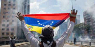 Standard & Poor's: Υπό καθεστώς μερικής χρεοκοπίας η Βενεζουέλα