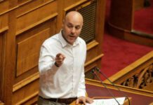 Αμυράς: Μητέρα όλων των fake news η έξοδος απ' το μνημόνιο το 2018