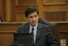 Χουλιαράκης: Το μνημόνιο κλείνει με τη γ’ αξιολόγηση Χουλιαράκης: Το πρόγραμμα προσαρμογής κλείνει με την γ' αξιολόγηση