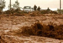 Τραγωδία χωρίς τέλος στη Μάνδρα-Στους 13 οι νεκροί από την κακοκαιρία Τραγωδία χωρίς τέλος στη Μάνδρα Αττικής-Στους 13 οι νεκροί από την κακοκαιρία