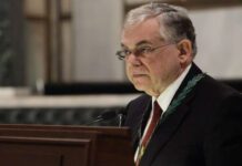 Παπαδήμος: Η βία δεν λύνει τα προβλήματα απλά τα οξύνει