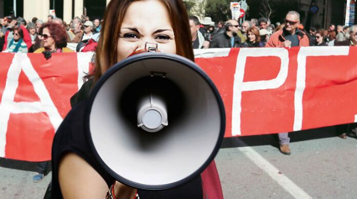 Σε 24ωρη απεργία καλούν σήμερα ΓΣΕΕ και ΑΔΕΔΥ