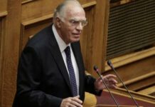 Λεβέντης: Ίδιος με του Σαμαρά και Παπανδρέου ο φετινός προϋπολογισμός Λεβέντης: Ίδιος με του Σαμαρά και Παπανδρέου ο φετινός προϋπολογισμός