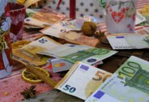 ΓΣΕΕ: Πότε καταβάλλεται το δώρο Χριστουγέννων