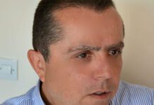 Χειροβομβίδα στο σπίτι εκδότη στα Βριλήσσια Χειροβομβίδα στο σπίτι εκδότη στα Βριλήσσια