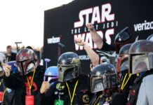 Οι εξωγήινοι του Star Wars φοράνε ψηλοτάκουνες γόβες Louboutin Οι εξωγήινοι του Star Wars φοράνε ψηλοτάκουνες γόβες Louboutin