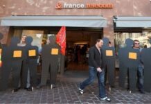 Η δίκη για τις αυτοκτονίες στην France Telecom ξεκινάει στη Γαλλία