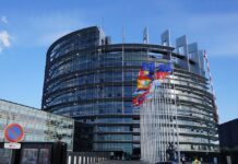 Ευρωεκλογές 2019: Ποιοι είναι οι μισθοί και τα επιδόματα των ευρωβουλευτών μισθοί και τα επιδόματα